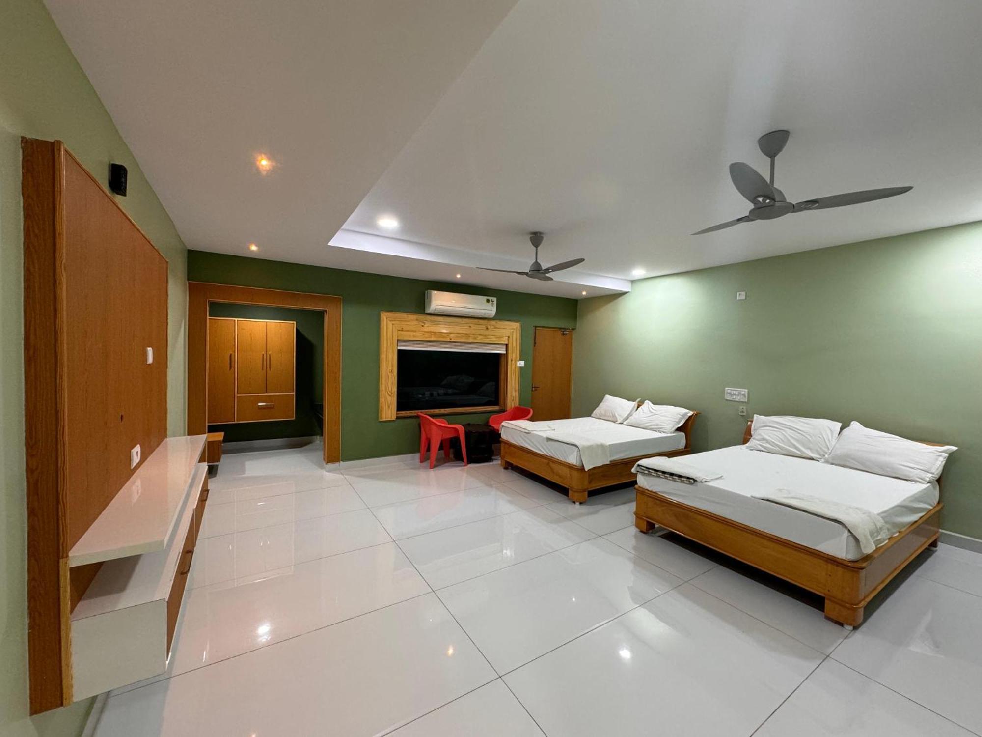 Yanam Resorts المظهر الخارجي الصورة